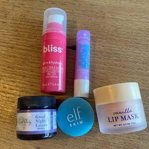 Bliss Pink Lip Balm Gloss‎